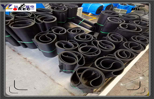 帶式除鐵器，河北帶式除鐵器皮帶維護_安裝_河北帶式除鐵器皮帶維護跑偏原因及如何調(diào)_刮板價格