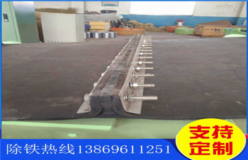 永磁除鐵器，青海永磁除鐵器距離皮帶高度_參數(shù)_內(nèi)部磁塊安裝方法_青海永磁除鐵器距離皮帶高度規(guī)格型號價格 