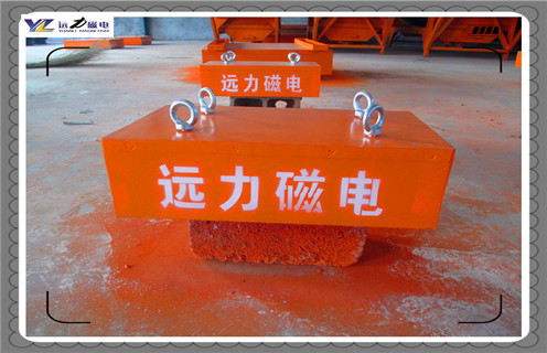永磁除鐵器，湖北旋轉(zhuǎn)永磁除鐵器圖紙維護(hù)知識(shí)參數(shù)_內(nèi)部磁塊安裝方法_湖北旋轉(zhuǎn)永磁除鐵器圖紙規(guī)格型號(hào)價(jià)格