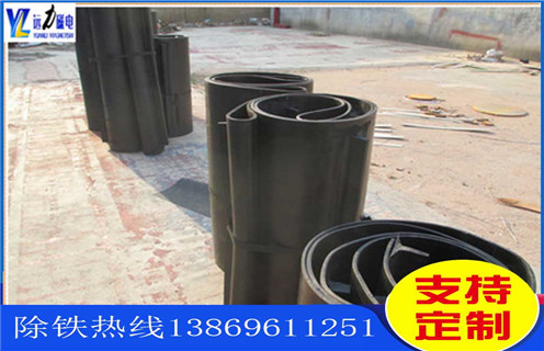 電磁除鐵器皮帶，電磁除鐵器皮帶跑偏是反方向調(diào)整嗎調(diào)整方法_電磁除鐵器皮帶跑偏是反方向調(diào)整嗎跑偏原因及如何調(diào)_刮板價格