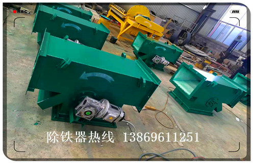 永磁管道除鐵器，永磁管道除鐵器rcyg_遠(yuǎn)力永磁管道除鐵器rcyg12000高斯 可定制工作原理_安裝示意圖