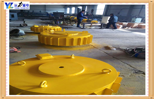 盤式電磁除鐵器，山東盤式電磁除鐵器_規(guī)格型號(hào)_山東盤式電磁除鐵器安裝效果適用范圍的工作原理