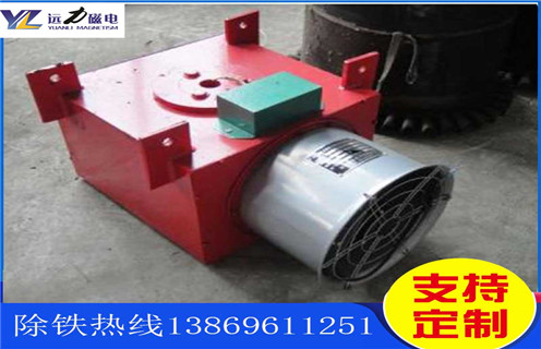 風(fēng)冷式電磁除鐵器，濰坊風(fēng)冷式電磁除鐵器_技術(shù)參數(shù)_濰坊風(fēng)冷式電磁除鐵器價(jià)格工作原理_國(guó)家標(biāo)準(zhǔn)生產(chǎn)廠家